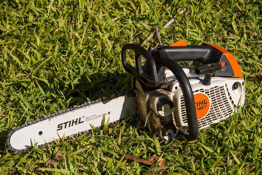 Pilarki firmy Stihl są jednymi z najbardziej popularnych, zwłaszcza wśród profesjonalistów. Swoją popularność zawdzięczają idealnemu stosunkowi ceny do jakości, prostoty, dużej dostępności zamiennych części oraz tanim i solidnym łańcuchom zamiennym.